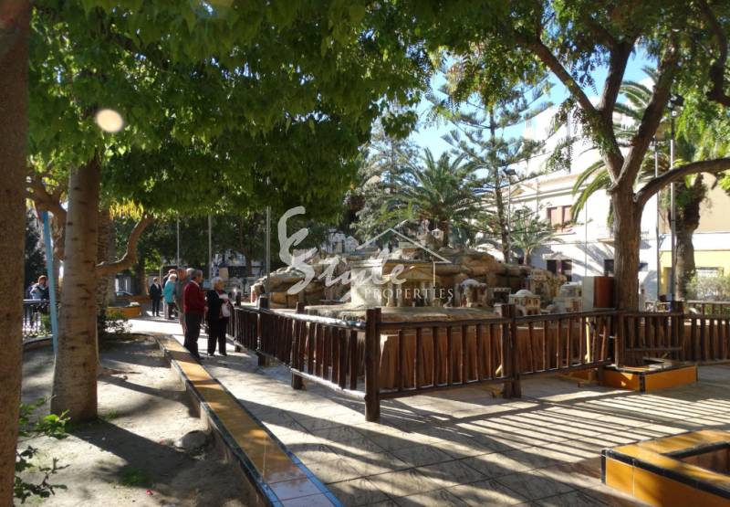 В Торревьехе и Ориуэле уже установили традиционные рождественские ясли 