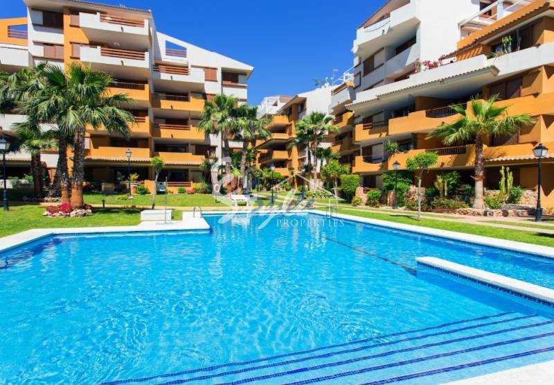 Costa Blanca property prices 45.5% lower than in 2007