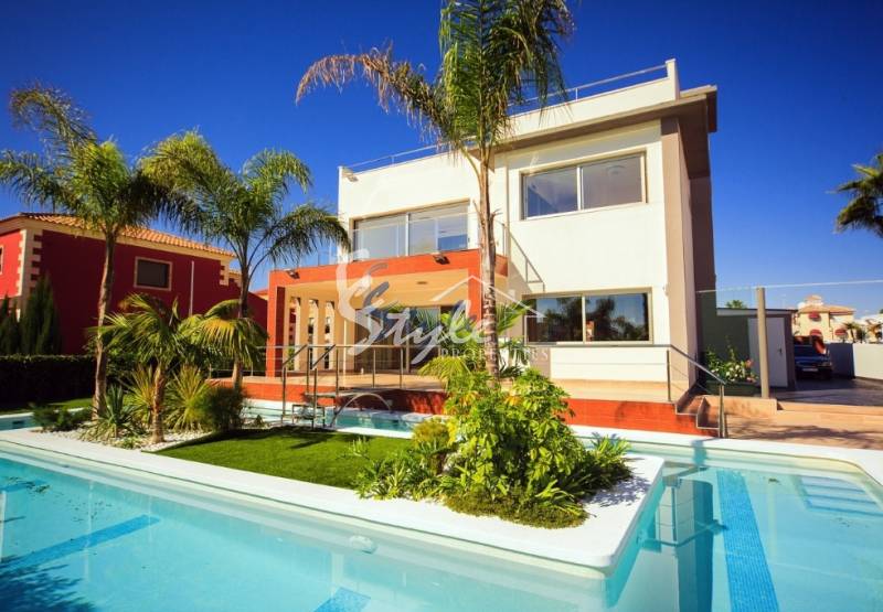 Купить недвижимость в Ла Зения на Коста Бланка 