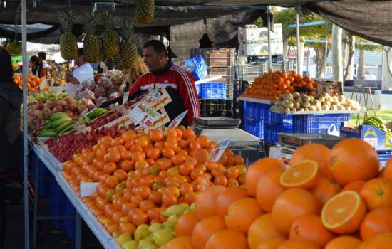 El mercado de Torrevieja se traslada finalmente 