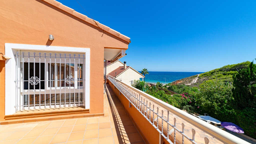 Chalet independiente en Campoamor - Orihuela Costa