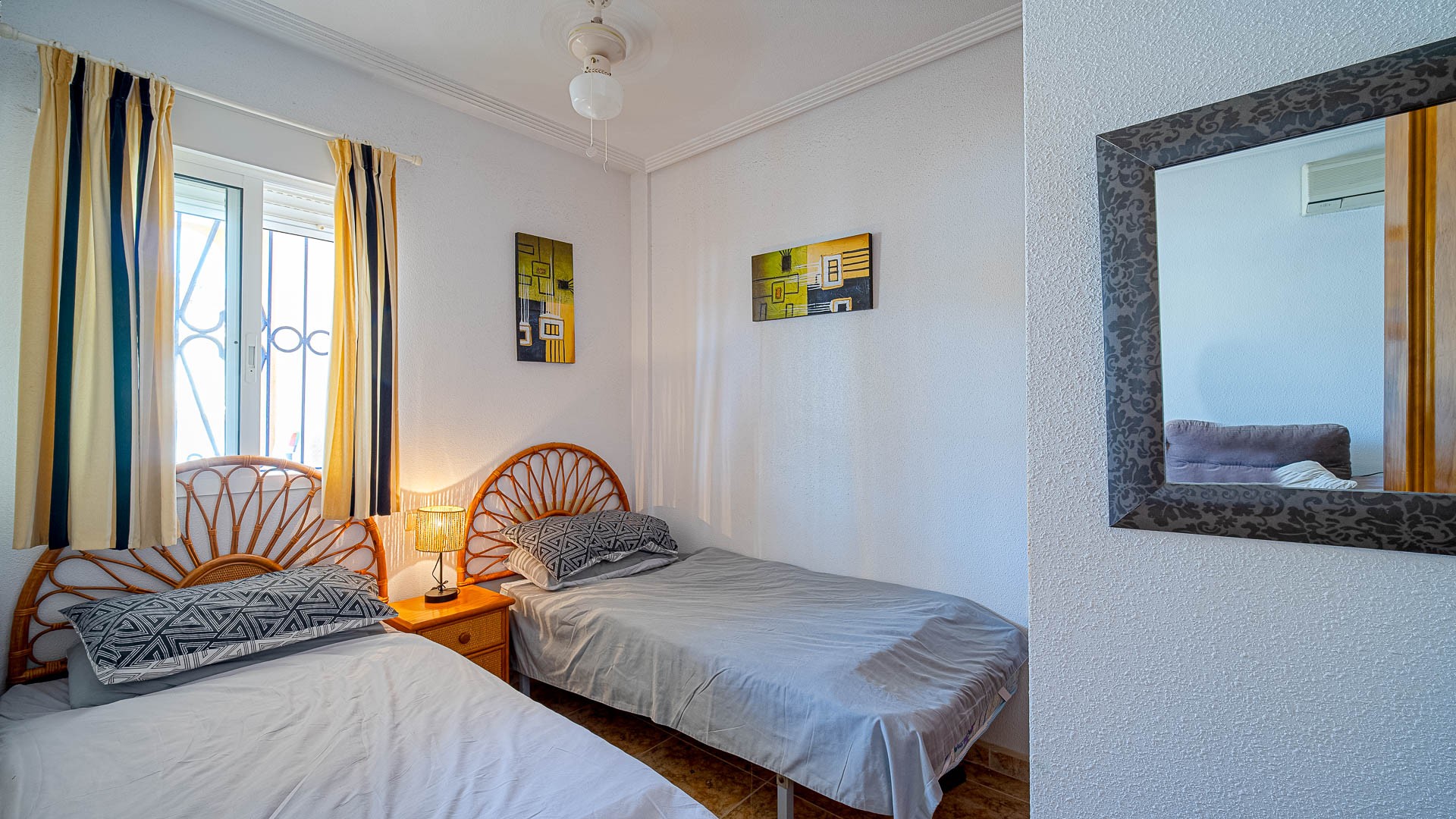 Appartement · Herverkoop - Punta Prima · Alicante · Spanje