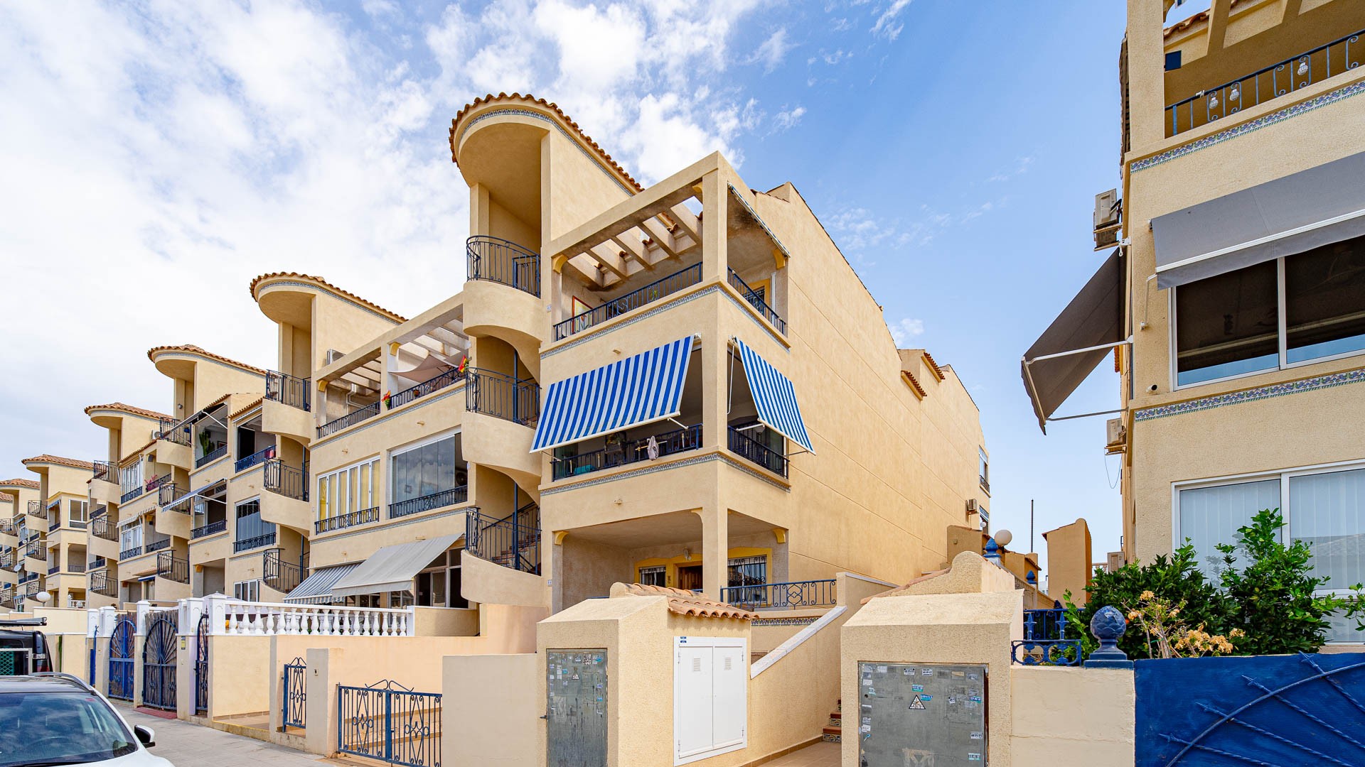 Appartement · Herverkoop - Punta Prima · Alicante · Spanje
