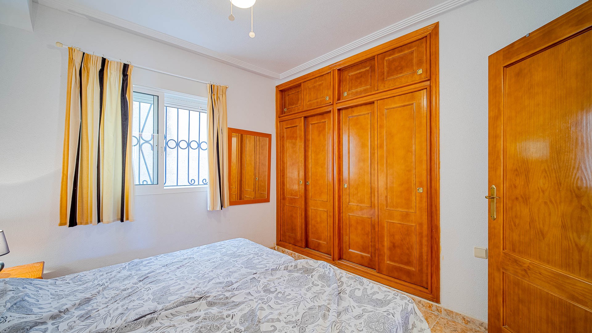 Appartement · Herverkoop - Punta Prima · Alicante · Spanje