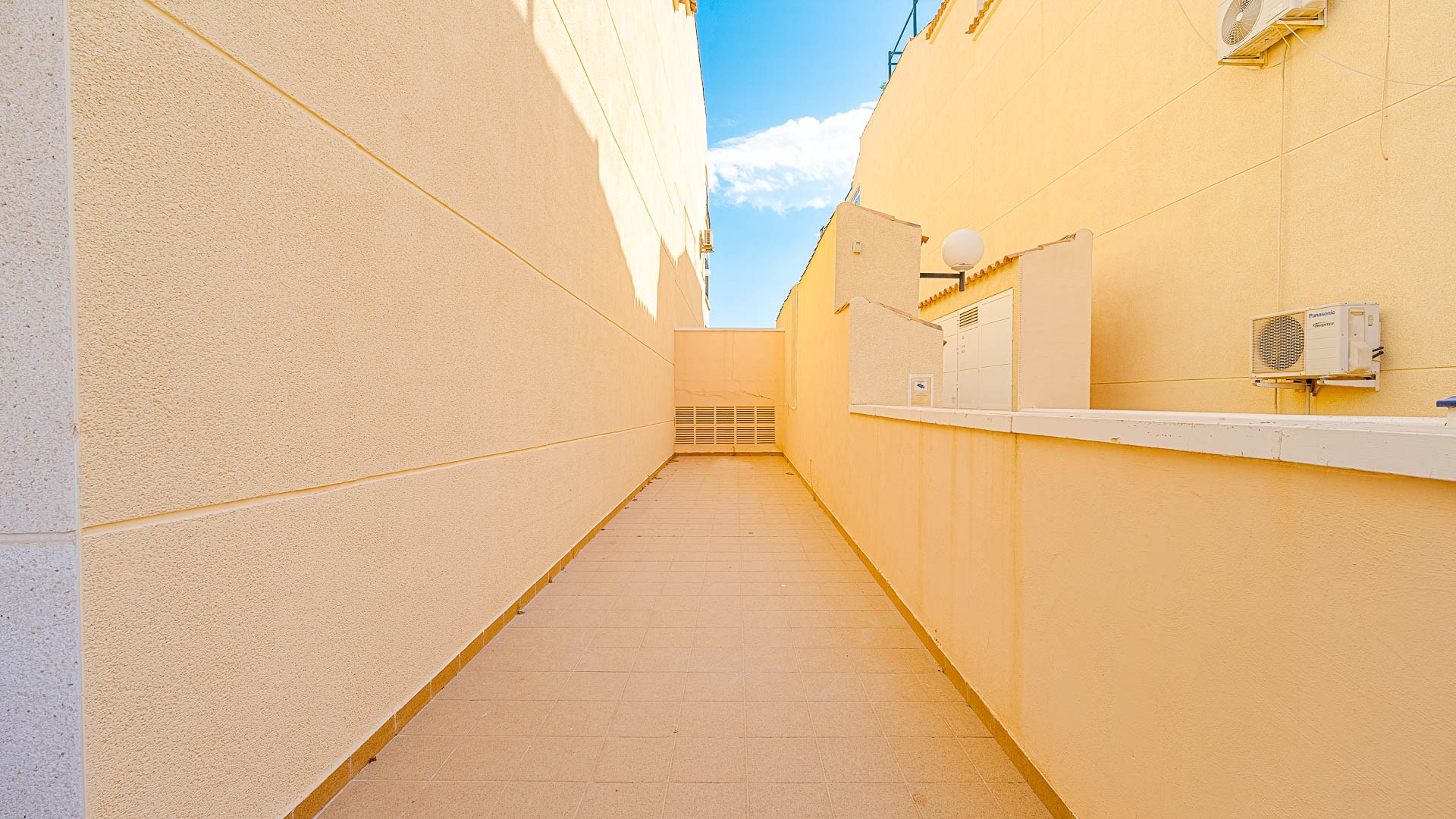 Appartement · Herverkoop - Punta Prima · Alicante · Spanje