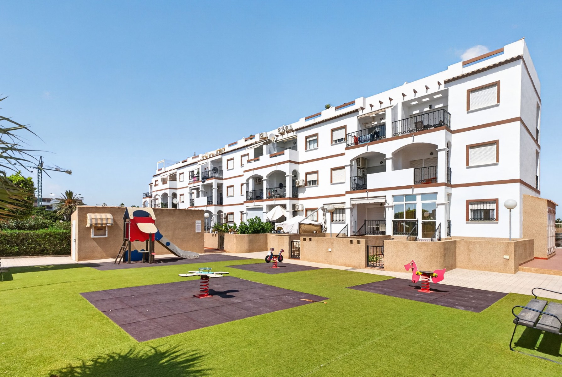 Appartement · Herverkoop - Punta Prima · Alicante · Spanje