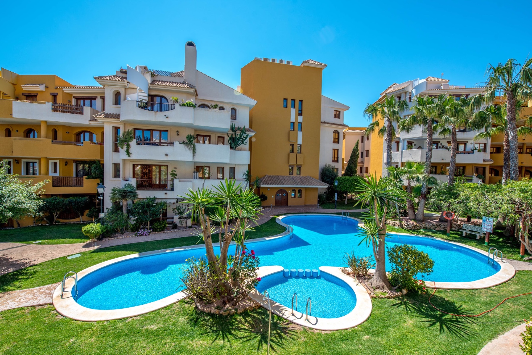 Appartement · Herverkoop - Punta Prima · Alicante · Spanje