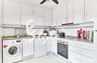 Resale - Villa - Pinar De Campoverde