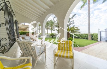 Resale - Villa - Punta Prima