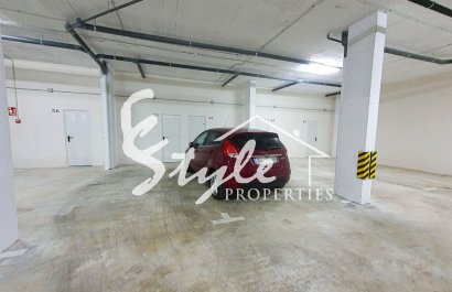 Reventa - Apartamento - Las Colinas - Las Colinas Golf