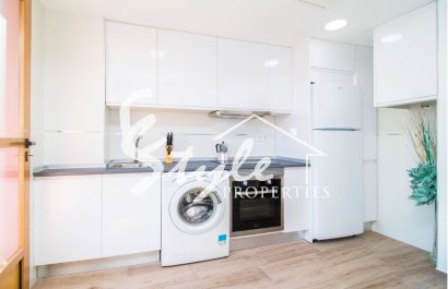 Buy apartment close to the sea in Torrevieja, Costa Blanca. ID: 4300