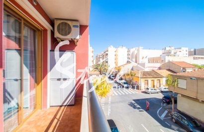 Buy apartment close to the sea in Torrevieja, Costa Blanca. ID: 4300