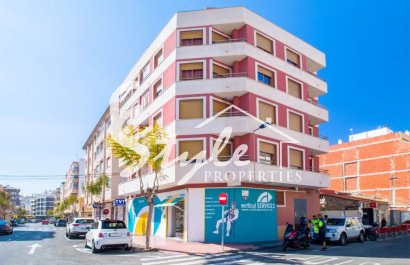 Buy apartment close to the sea in Torrevieja, Costa Blanca. ID: 4300