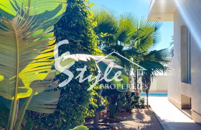 Resale - Villa - La Zenia