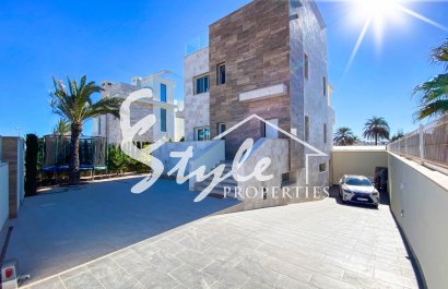 New villa for sale in La Zenia, Costa Blanca, Spain. ID1488