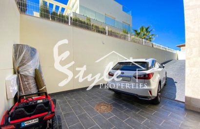 Resale - Villa - La Zenia