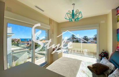 Resale - Villa - La Zenia