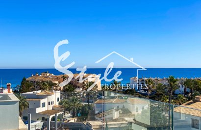 Resale - Villa - La Zenia