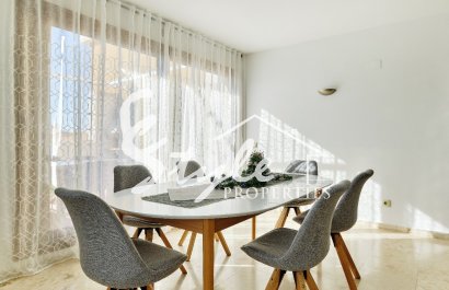 Ático 2 dormitorios en alquiler La Entrada, Punta Prima, Costa Blanca. ID092