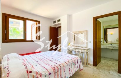 Resale - Apartamento - Punta Prima