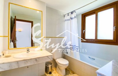 Resale - Apartamento - Punta Prima