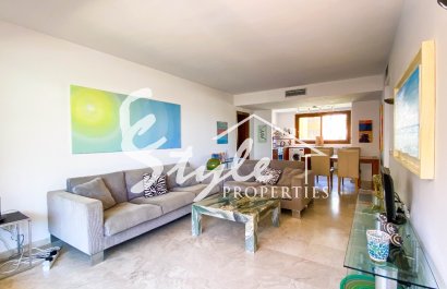 Resale - Apartamento - Punta Prima