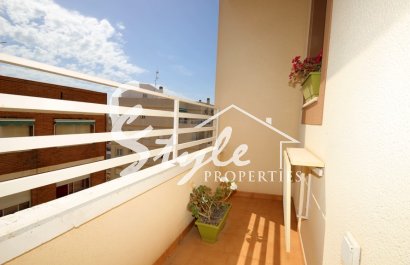 Купить квартиру рядом с морем и пляжем Playa de los Locos в Торревьехе на Коста Бланке. ID 4888