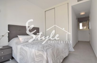 Nuevos apartamentos cerca del campo de golf de Villamartín, Costa Blanca, España. ON1423_2