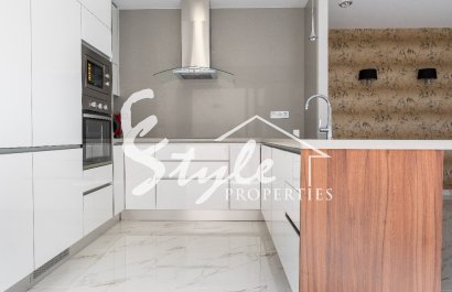 Новая вилла на продажу в Вилламартин, Коста Бланка, Испания. ON357_4