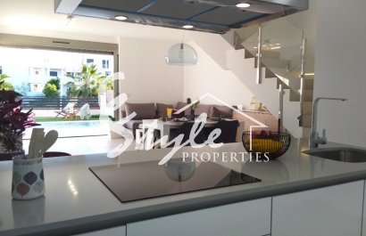 New Built villas with private pool for sale in Villamartin, Costa Blanca, Spain. ON1163_3