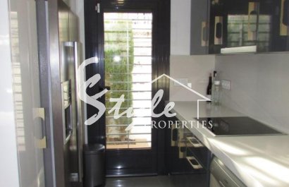 Buy Villa with pool in Costa Blanca close to sea in Lomas de Cabo Roig, Orihuela Costa. ID: 4994