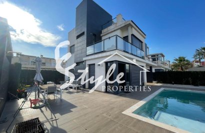 Resale - Villa - Cabo Roig - Lomas de Cabo Roig