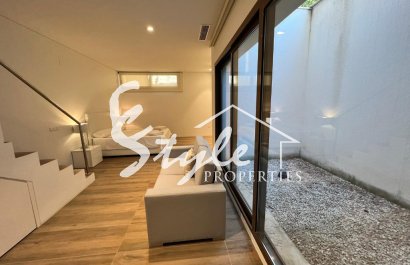 Reventa - Villa - Las Colinas - Las Colinas Golf