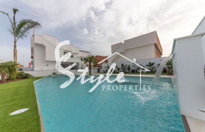 Квартиры в новостройке на продажу в Пилар де ла Орадада, Коста Бланка, Испания.ON1479_A