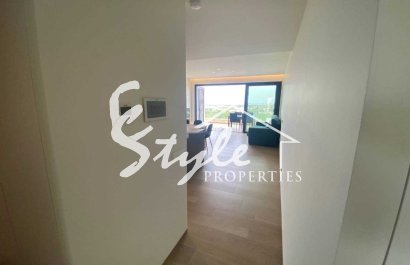 Reventa - Apartamento - Las Colinas - Las Colinas Golf