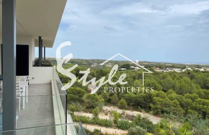 Reventa - Apartamento - Las Colinas - Las Colinas Golf