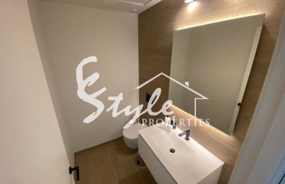 Reventa - Apartamento - Las Colinas - Las Colinas Golf