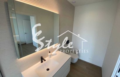 Reventa - Apartamento - Las Colinas - Las Colinas Golf