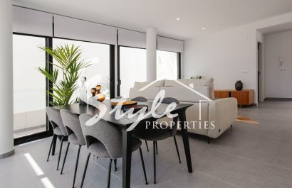 Villa nueva en venta en Guardamar del Segura, Costa Blanca, Alicante, España.ON1509