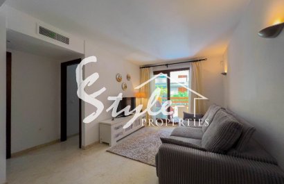 Сдается в аренду квартира с 2 спальнями, выходящая на южную сторону, в Ла Реколета, Пунта Прима, Коста Бланка. ID101