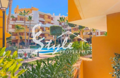 Сдается в аренду квартира с 2 спальнями, выходящая на южную сторону, в Ла Реколета, Пунта Прима, Коста Бланка. ID101