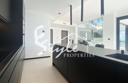 Продается новая роскошная вилла в Торревьехе, Коста Бланка, Испания. ON1545