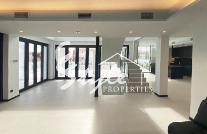 Продается новая роскошная вилла в Торревьехе, Коста Бланка, Испания. ON1545