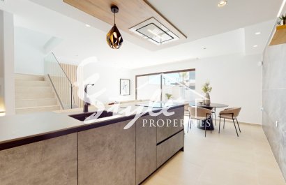 Таунхаусы на продажу в Альгорфе, Коста Бланка, Испания. ON1567