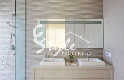 Resale - Villa - Las Colinas - Las Colinas Golf