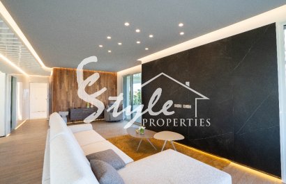 Resale - Apartment - Las Colinas - Las Colinas Golf