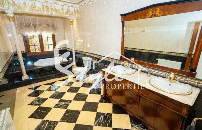 Resale - Villa - Campoamor