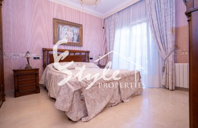 Resale - Villa - Campoamor