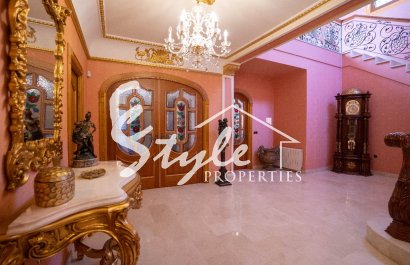 Resale - Villa - Campoamor