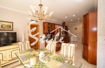 Resale - Villa - Campoamor